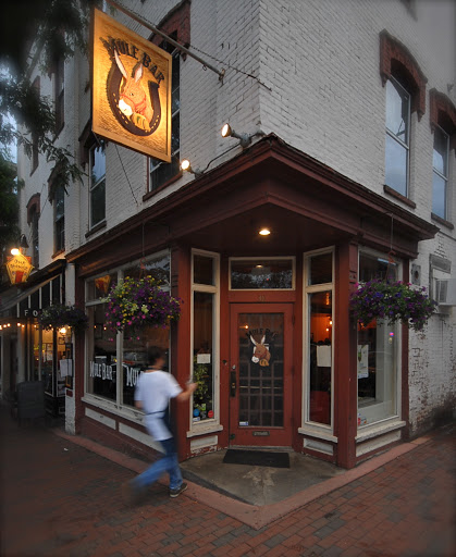 Gastropub «Mule Bar», reviews and photos, 38 Main St, Winooski, VT 05404, USA
