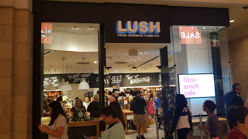 Cosmetics Store «Lush», reviews and photos, 4200 Conroy Rd, Orlando, FL 32839, USA