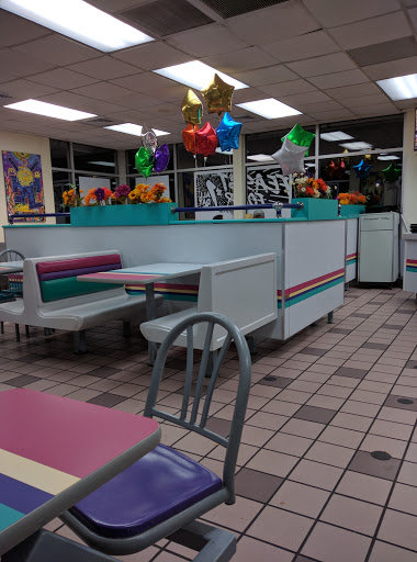 Mexican Restaurant «Taco Bell», reviews and photos, 500 Commerce Blvd, Fairless Hills, PA 19030, USA
