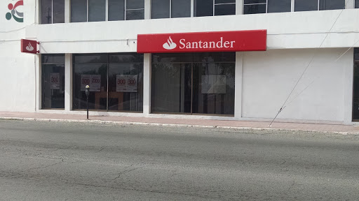 Banco Santander 17 carrera Torres, Las Torres SN, Centro, 87000 Cd Victoria, Tamps., México, Banco o cajero automático | TAMPS
