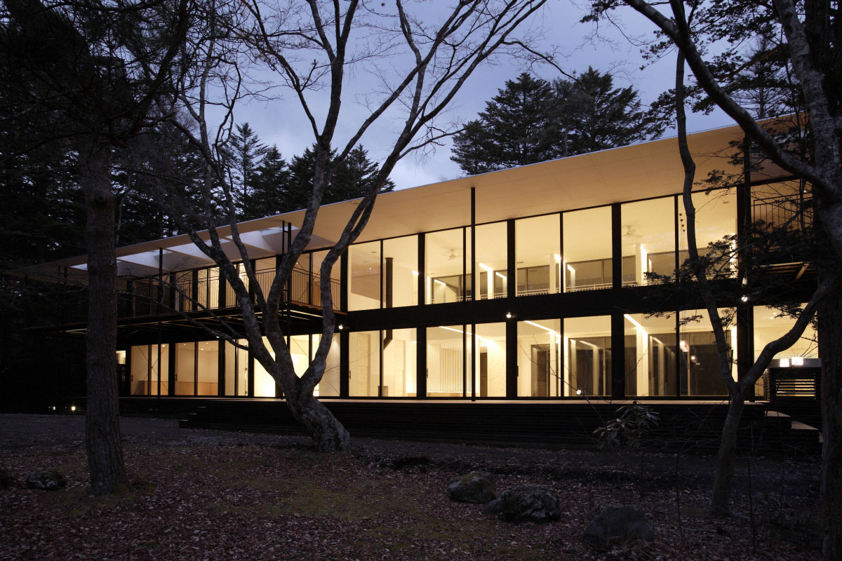 House of Maple Leaves design by Edward Suzuki Associates