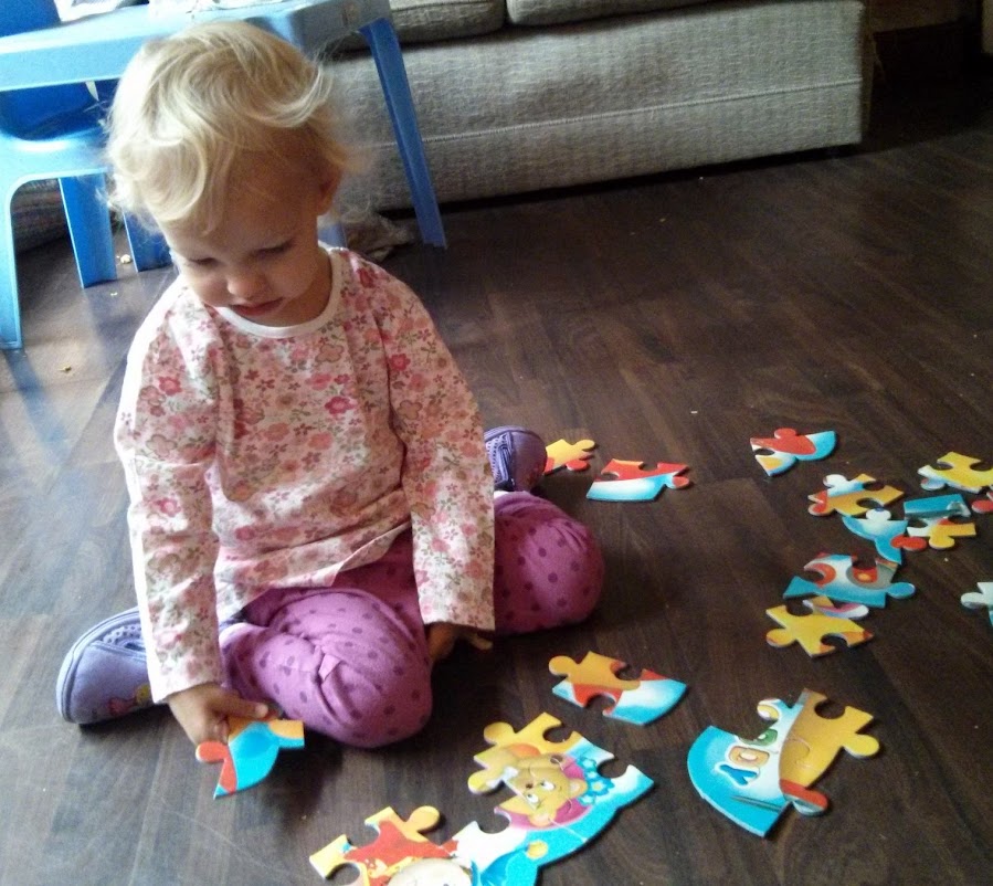 puzzle girl