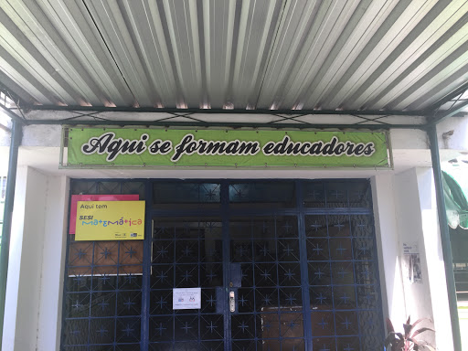 Instituto de Educação Carlos Pasquale, R. Ernesto Cardoso, 763 - Centro, Nilópolis - RJ, 26520-010, Brasil, Educação_Escolas_de_ensino_médio, estado Rio de Janeiro