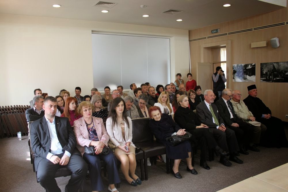 ASR Principele Radu - Vizită la Primăria municipiului Sighetu Marmației și lansare de carte regală la Primărie ASR Principele Radu - Vizită la Primăria municipiului Sighetu Marmației și lansare de carte regală la Primărie