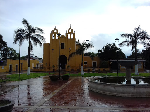 Parque de los Remedios, 97540, Calle 27 319, Centro, Izamal, Yuc., México, Parque | YUC