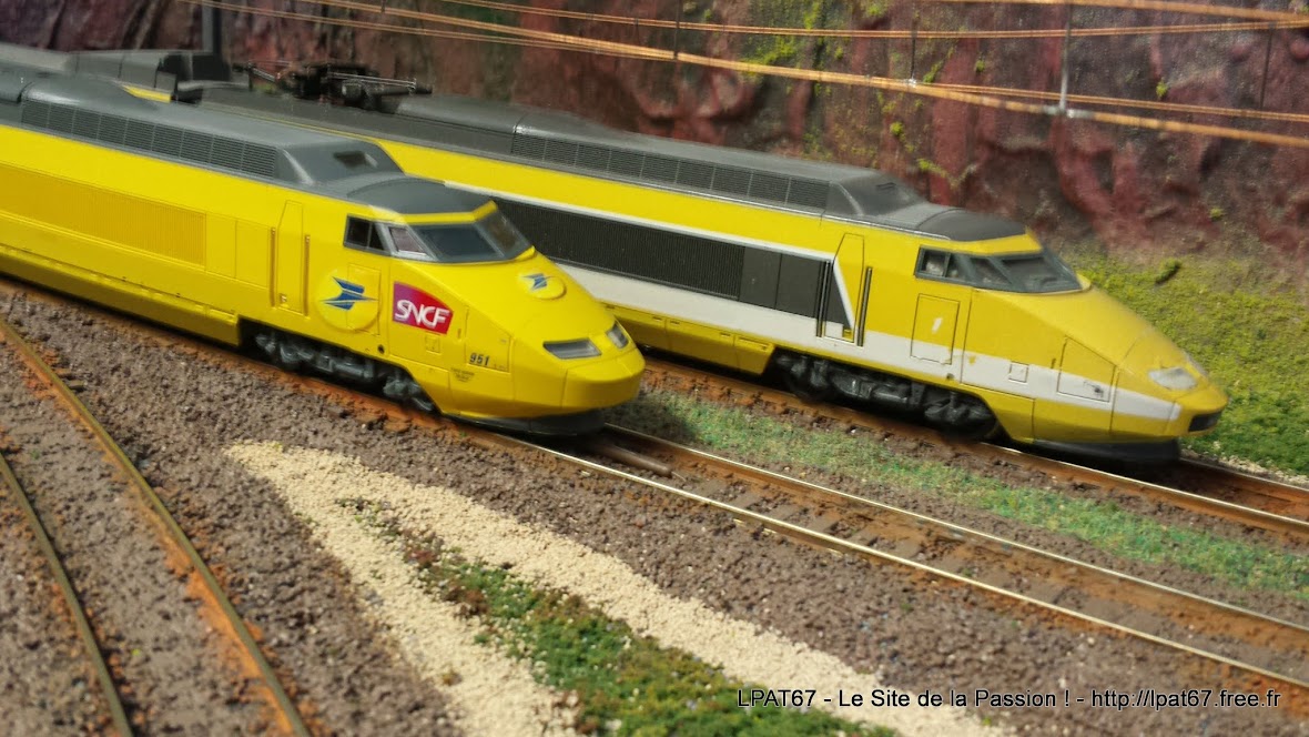Mes rames completes... Hornby-Jouef 20150812_134126