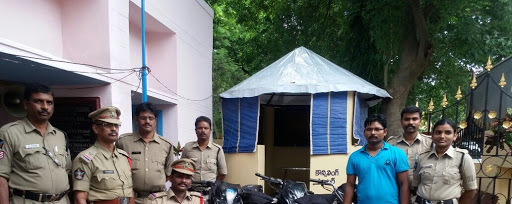 Town Police Station, Police Station Rd, Tarawani Peta, Mandapeta, Andhra Pradesh 533308, India, Police_Station, state AP