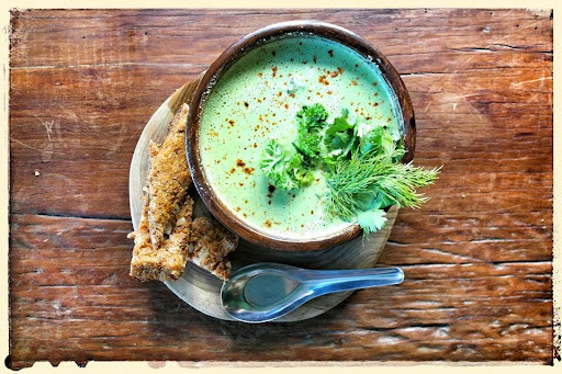 EAT.CO - What nourishes you