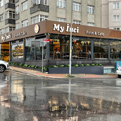 My İnci Fırın Cafe logo