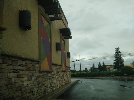 Fast Food Restaurant «Taco Bell», reviews and photos, 27171 Oakmead Dr, Perrysburg, OH 43551, USA