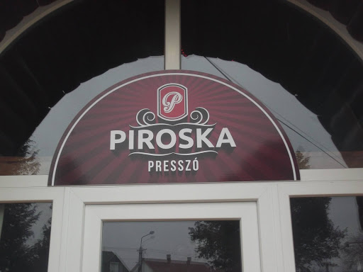 Piroska presszó