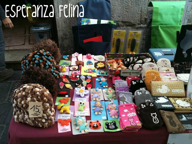 Esperanza Felina en "El Mercado de La Almendra" en Vitoria - Página 11 IMG_0573