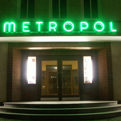 Metropol Theater logo