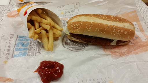 Fast Food Restaurant «Burger King», reviews and photos, 2141 E Main St, Springfield, OH 45503, USA