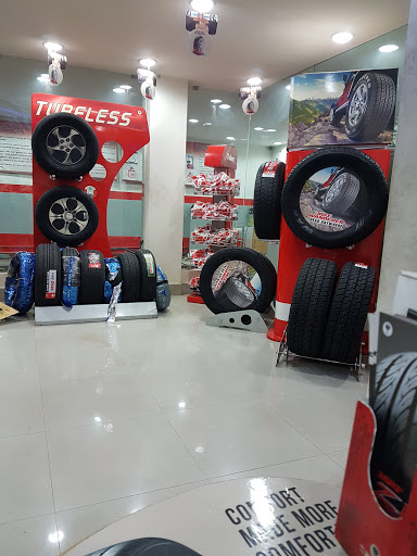 Kamdar Tyres, Plot No. 198, Ring Rd, Dhadiwal Layout, Near Tukaram Sabhagruha, Joginagar, Badil Kheda, Nagpur, Maharashtra 440027, India, Mobile_Phone_Repair_Shop, state MH