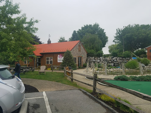 Golf Course «Waters Edge Mini Golf», reviews and photos, 230 N Ronks Rd, Bird in Hand, PA 17505, USA