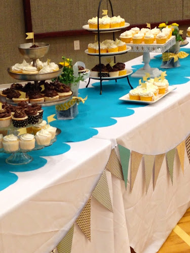 Cupcake Dessert Table for 200! Hot Air Balloon Decoration Tutorial ...