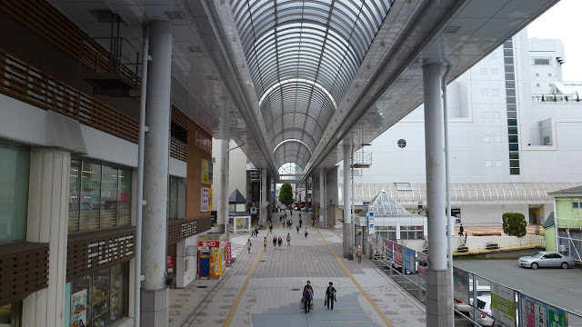 Covered arcade