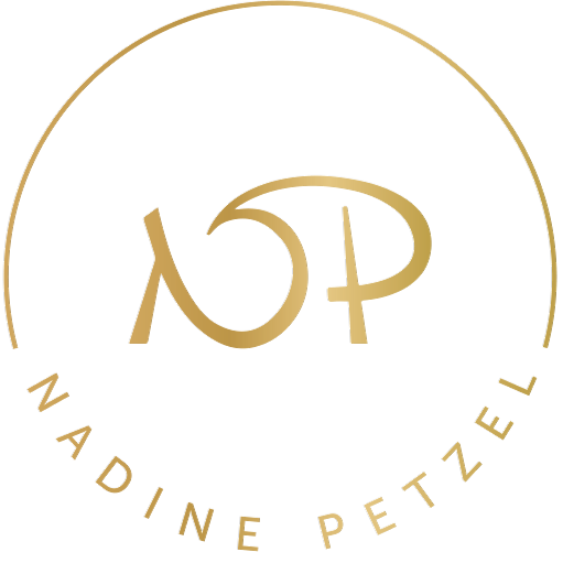 Nadine Petzel - Heart Centered Yoga & Life Coaching mit Feingefühl logo
