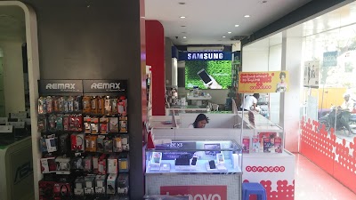 Electronics Store