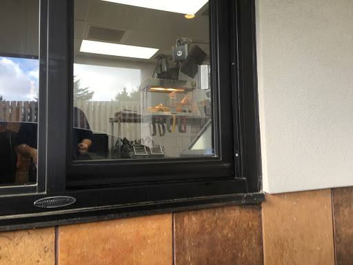 Mexican Restaurant «Taco Bell», reviews and photos, 2415 N Coast Hwy, Newport, OR 97365, USA