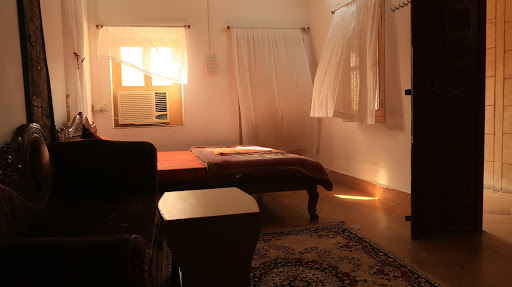 Arya Haveli jaisalmer, opp Trio Restaurant Gandhi Chowk, Main Pura Rd, Jaisalmer, Rajasthan 345001, India, Indoor_accommodation, state RJ