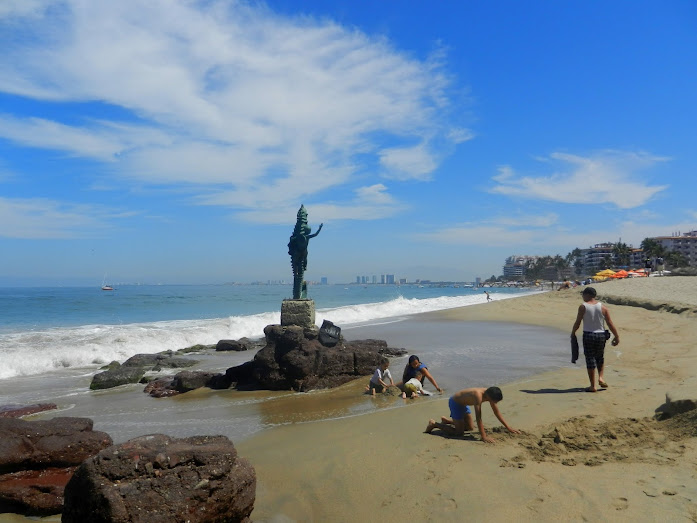 Los Muertos beach, Puerto Vallarta
