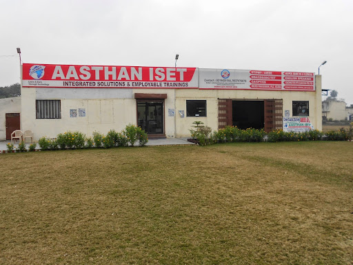 Aasthan ISET, Kundeshwari Rd, Kundeshwari, Kashipur, Uttarakhand 244713, India, Software_Training_Institute, state WB