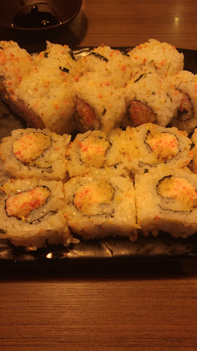 Sushi Restaurant «Tomo Sushi & Karaoke», reviews and photos, 2959 E Big Beaver Rd, Troy, MI 48083, USA