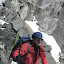 sportlich ideal gekleideter Bergsteiger