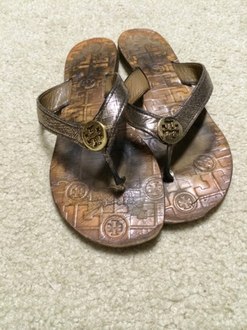 Classic Annie.: Tory Burch Caroline Flat and Thora Sandal Review