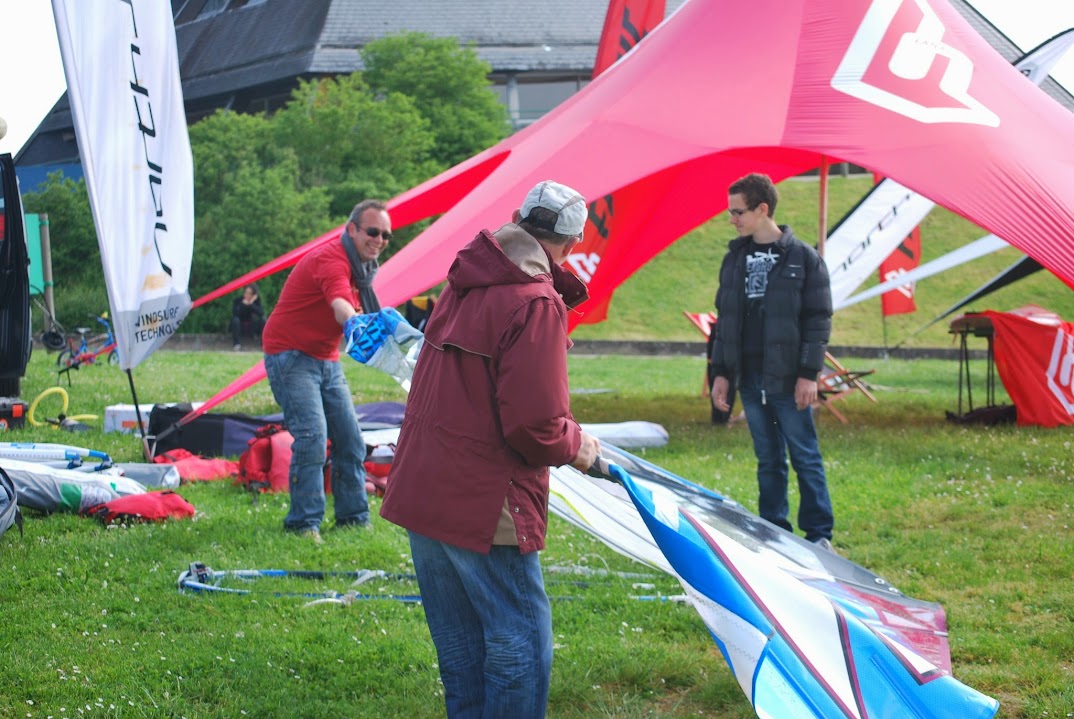 27 et 28 Avril   Windsurf Contest  Au lac de Maine + test windsurf et SUP NORTH FANATIC DSC_0388