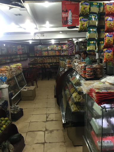 Vienna Bakery, Near Mathrubhumi Junction, Kochi, Banerji Rd, Kaloor, Ernakulam, Kerala 682017, India, Bakery_and_Cake_Shop, state KL