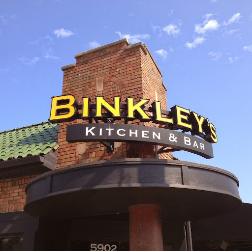 Binkley's KItchen and Bar logo