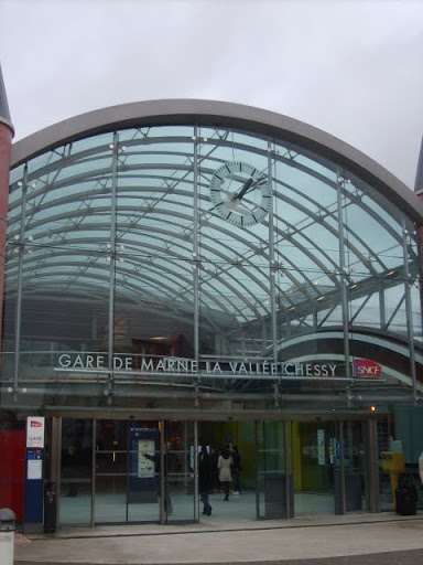Parking Gare TGV Marne la vallée Chessy Disneyland Paris