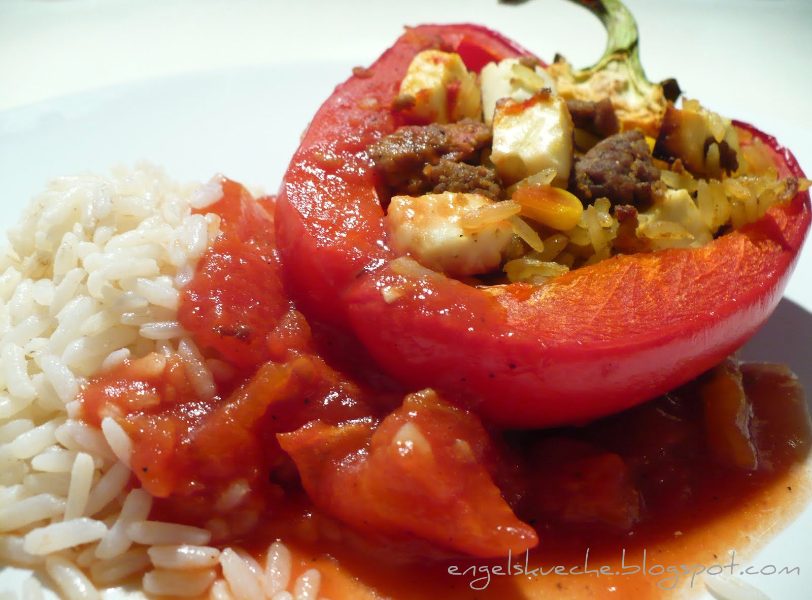 Essen aus Engelchens Küche: Gefüllte Paprika mit Curry-Gemüse-Reis