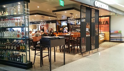 Photos of LAX Terminal 6