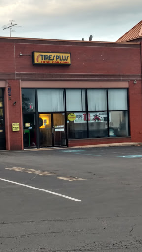 Tire Shop «Tires Plus», reviews and photos, 424 W Lincoln Hwy, Exton, PA 19341, USA