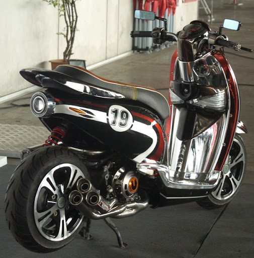  Honda  Scoopy is coming to town