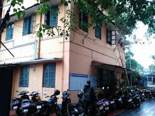 KSEB Electrical Section Office Kannur, NH 66, Puzhathi Housing colony, Kannur, Kerala 670002, India, Electricity_Board, state KL