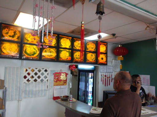 Chinese Restaurant «China Wok», reviews and photos, 105 U.S. 301, Tampa, FL 33619, USA