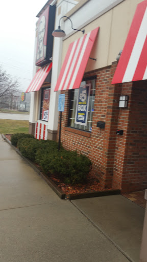 Fast Food Restaurant «KFC», reviews and photos, 1501 Gratiot Blvd, Marysville, MI 48040, USA