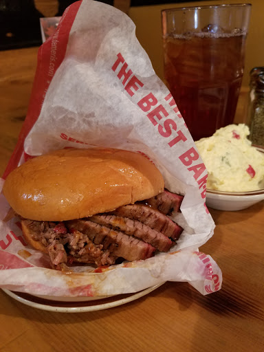 Barbecue Restaurant «Demeris Barbecue», reviews and photos, 1702 W Loop N Fwy, Houston, TX 77008, USA