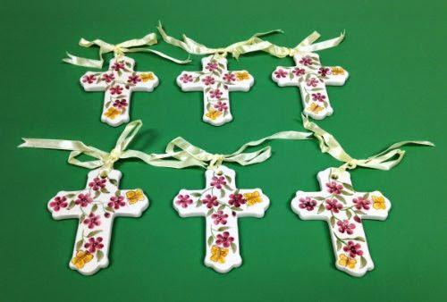  Precious Home Collection,6 Pcs Little red flowers rounded by butterflies Decor Crosses, 4-1/2