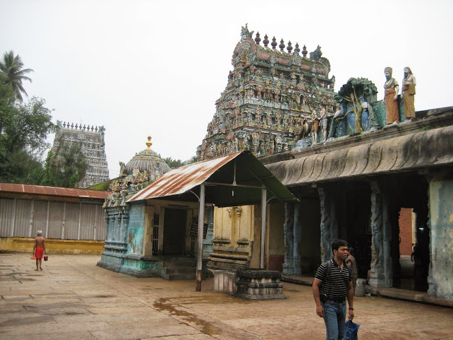 Sri Vaidyanathar Temple, Pullirukkuvelur (Vaitheeswaran Kovil), Sirkazhi - 275 Shiva Temples