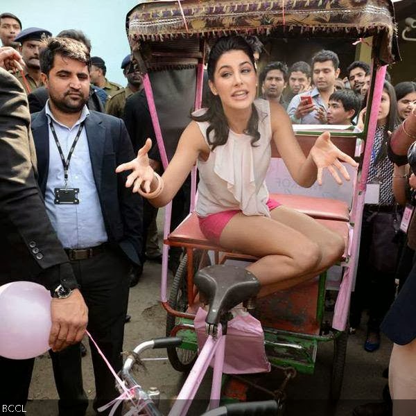 Nargis Fakhri during a promotional event for a cosmetic company, in Delhi. (Pic: Viral Bhayani)