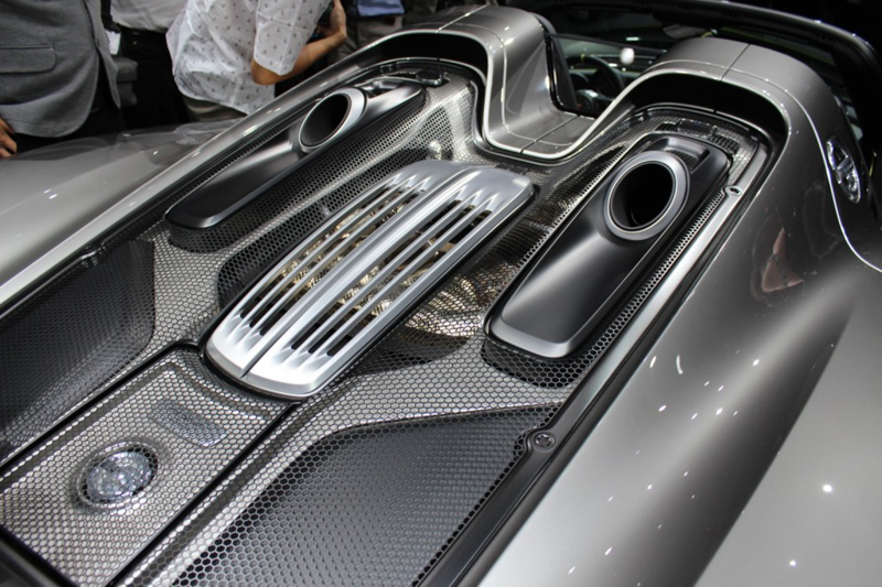 Porsche-918-Spyder-6.