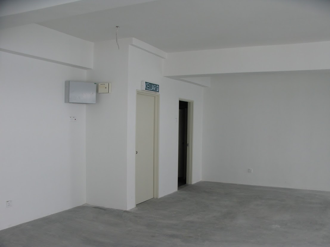 1st floor entrance