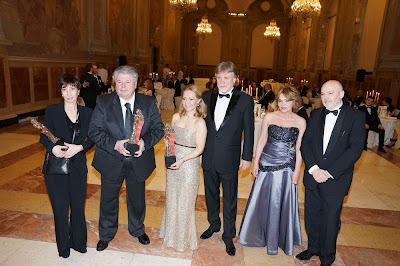 Premio 2015: i premiati L.Gardin, A.Ravaglioli, K.Cibulkova, l&#39;on. Jarjabeck e Zuzana e Pierluigi Solieri