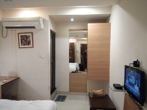 Hotel Meera Inn, Station Road, Bhimganj Mandi, Kota, Rajasthan 324002, India, Inn, state AP